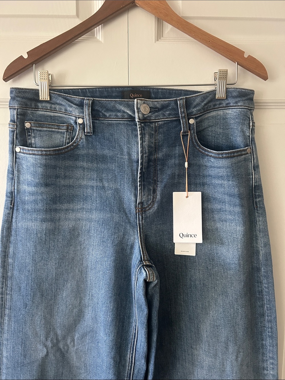 Quince NWT Stretch High Rise Wide Leg Jean Size 31 Medium wash Organic Cotton - Picture 2 of 8